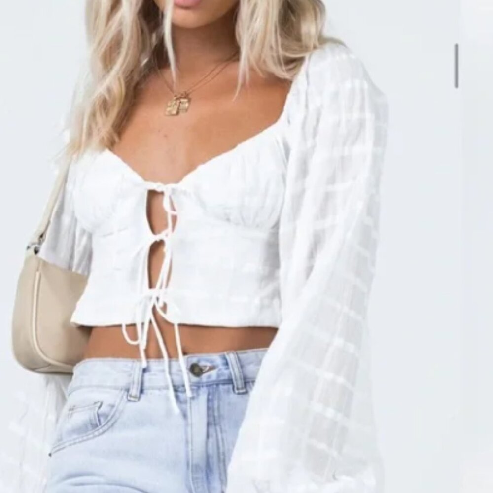 Princess Polly long sleeve crop Size US 2